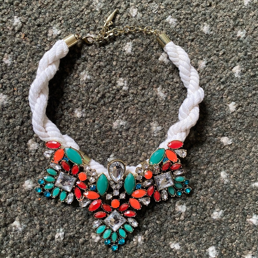 White rope Stone statement necklace